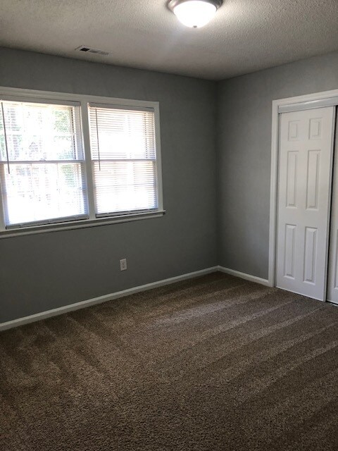 Building Photo - 501 Waldo St