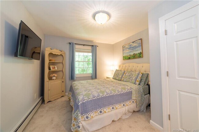 Building Photo - 36 Old Johnson Ln