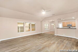 Building Photo - 809 Laserra