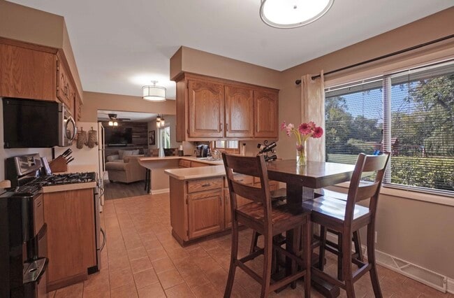 Kitchen-Dining Area - 4665 N 159th St