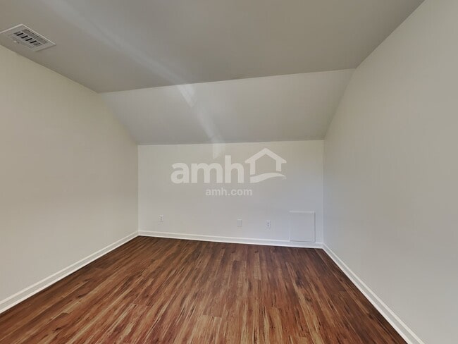 Building Photo - 12 Bittercrest Ct