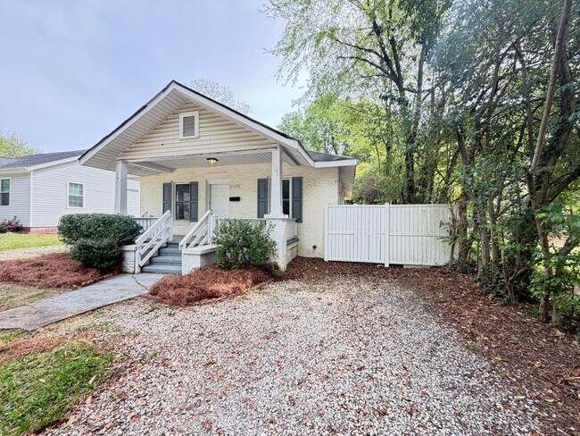 Building Photo - 2149 Camp Greene St