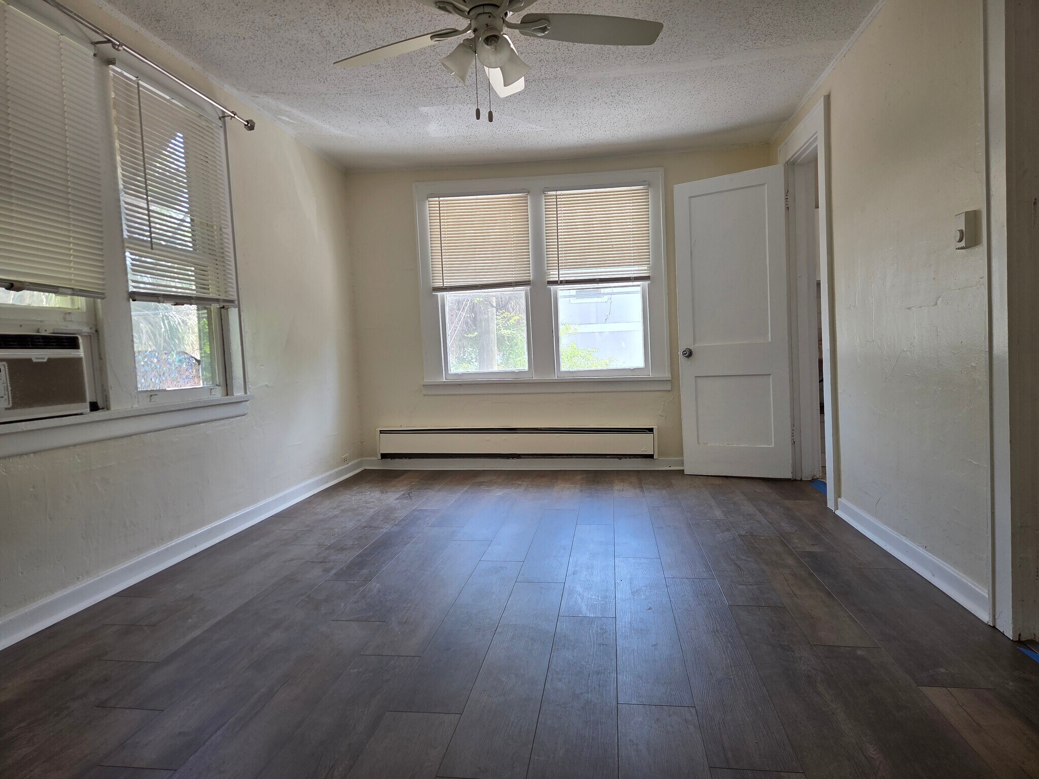 Building Photo - 480 31st Ave N