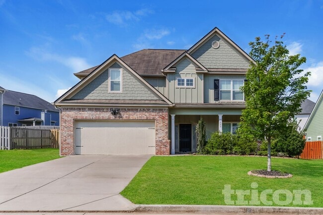 Building Photo - 220 Edenbridge Wy