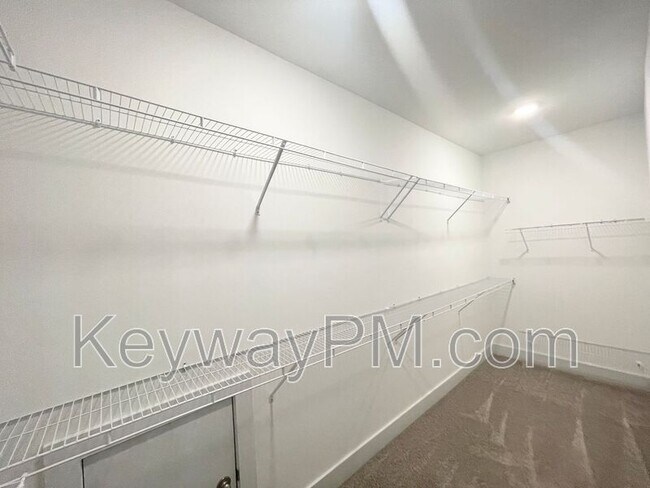 Building Photo - 2217 Laurens St