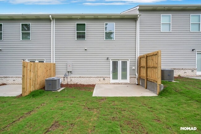 Building Photo - Charming 3BR Townhome in Buford