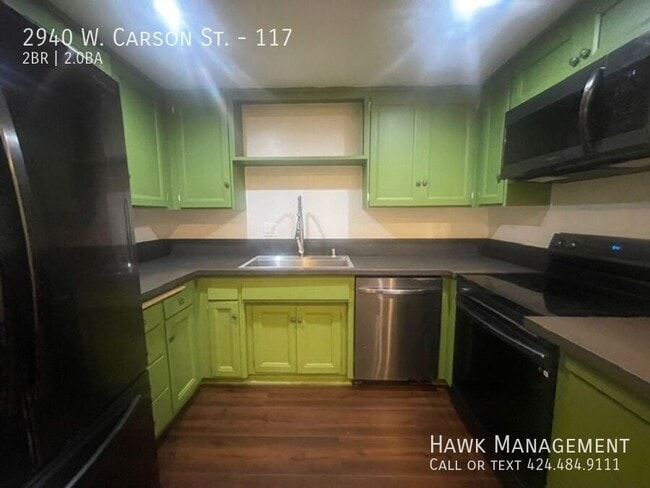 Building Photo - 2940 W Carson St