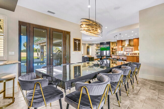 Building Photo - 41370 Sparkey Way