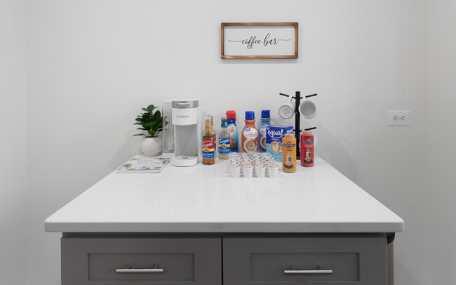 Building Photo - 7618 Beckwith Rd