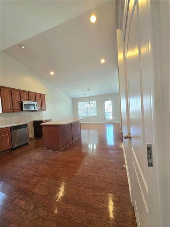 Building Photo - 1005 Southwood Dr