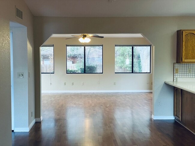 Building Photo - VILLAGE OF OAK CREEK