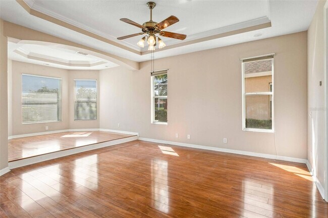 Building Photo - 10226 Deercliff Dr