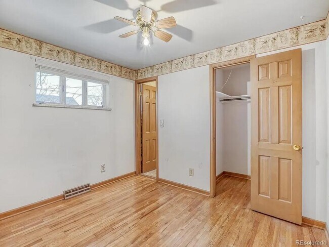 Building Photo - 1900 Zang St