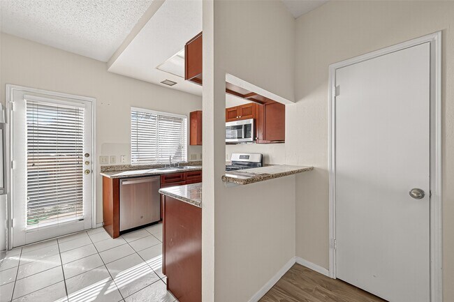 Building Photo - 2910 Grants Lake Blvd