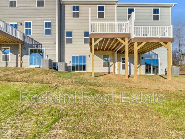 Building Photo - 1089 Mountain Vw Dr