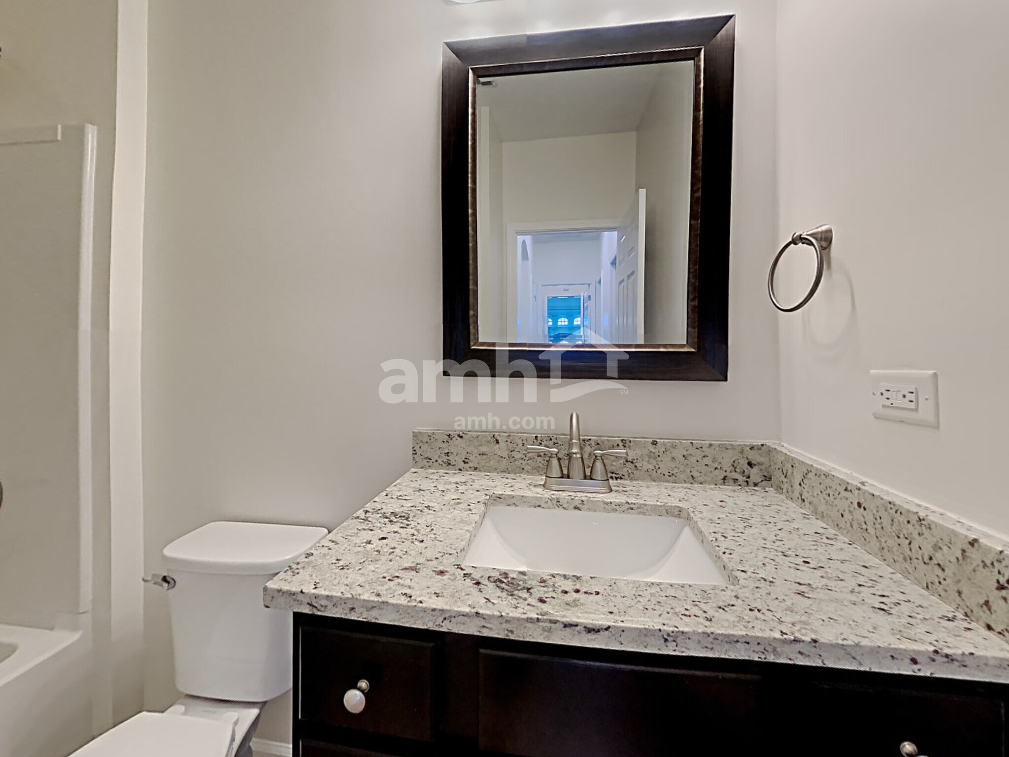 Building Photo - 85036 Furtherview Ct