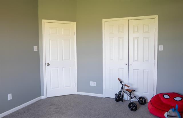 Building Photo - 2143 Soman Ln