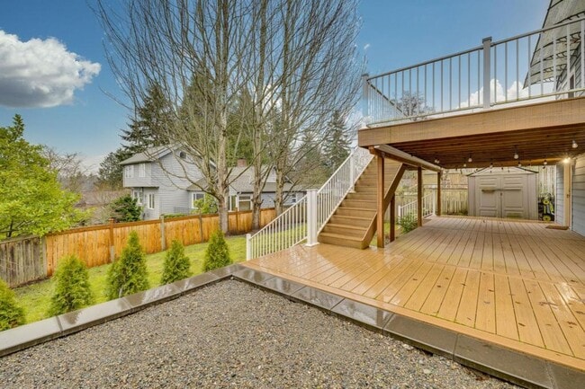 Building Photo - 1703 NE 91st St