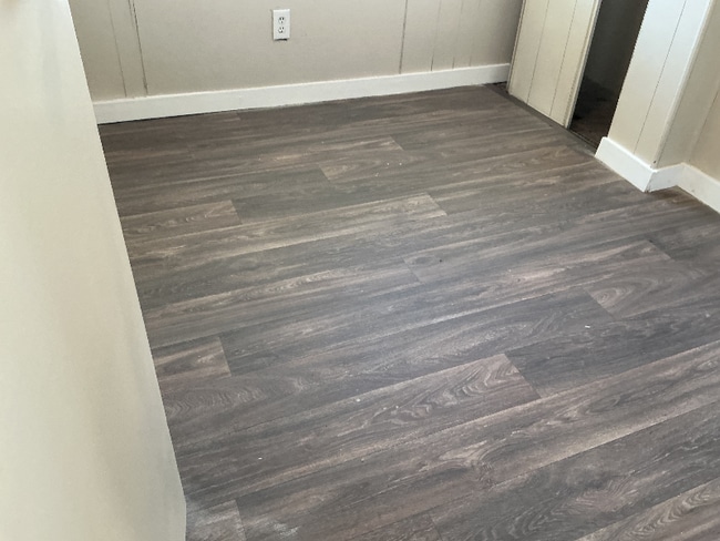 Building Photo - 619 Prosperity Dr