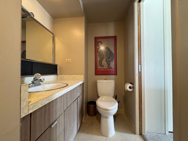 Building Photo - Furnished 2 Bedroom/1.5 Bath Apartment at ...