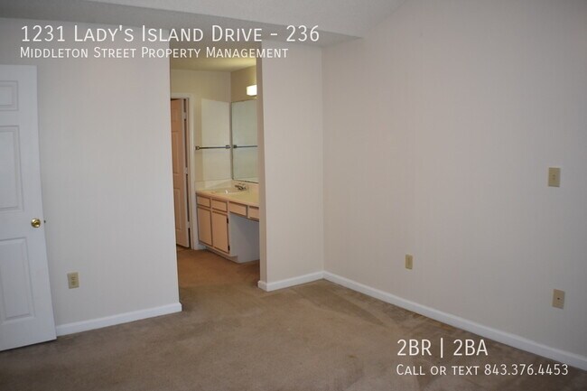 Building Photo - 1231 Ladys Island Dr