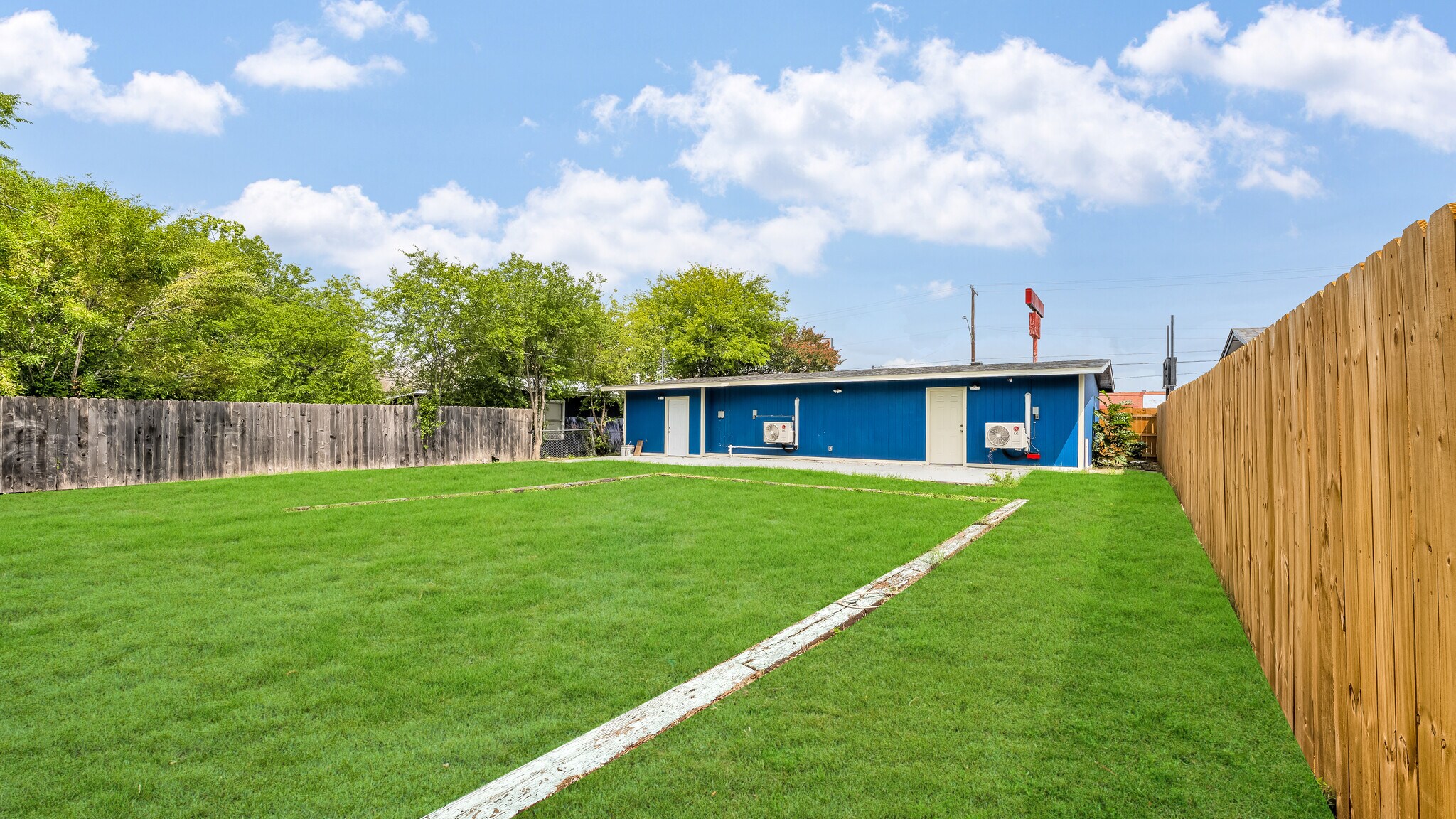 Building Photo - 4530 Walzem Rd