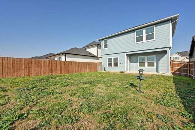 Building Photo - 229 Frogmore Lp