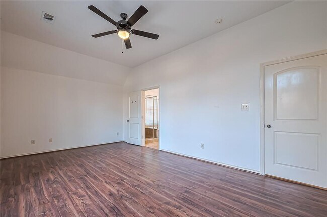 Building Photo - 6010 Le Moyne Pass Ln
