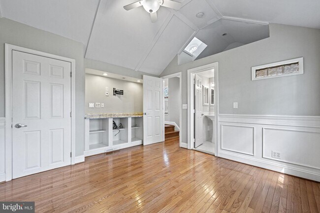 Building Photo - 4 High St