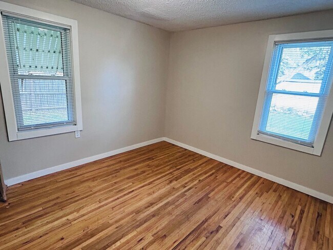 Building Photo - 567 Livingston Ave