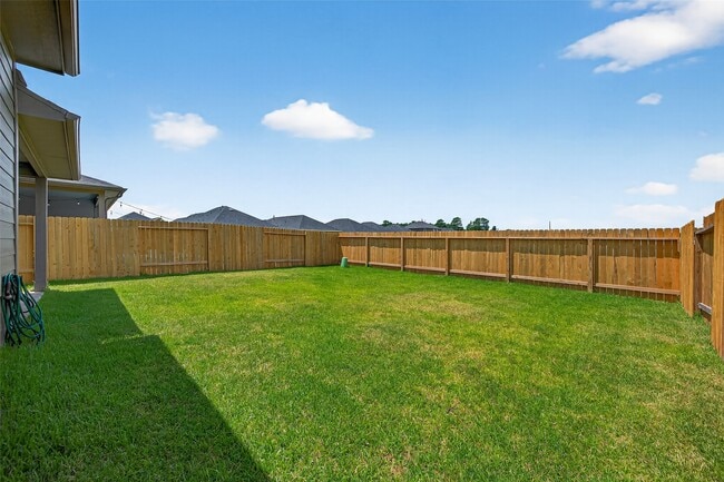 Building Photo - 22827 Xanthos St