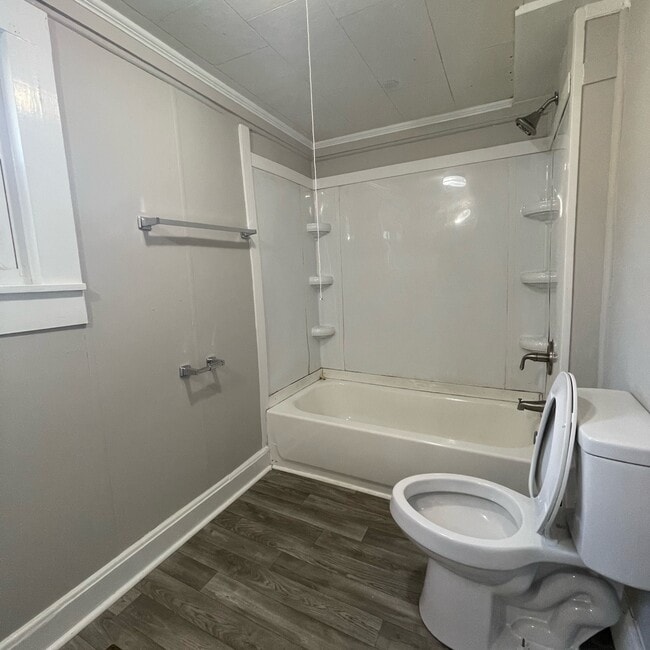 Building Photo - 4871 Ponderosa Rd