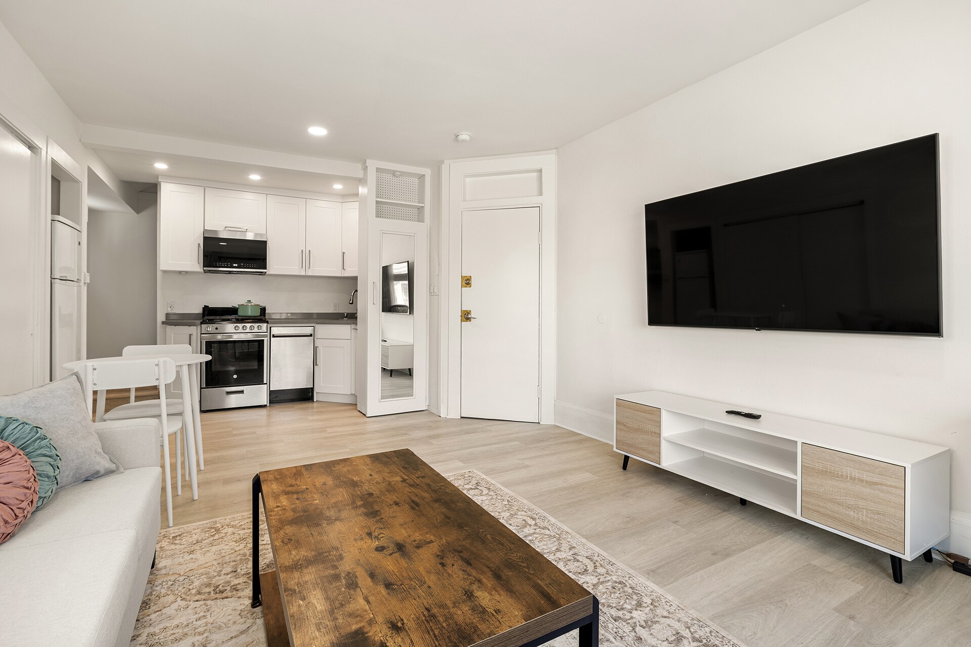 Building Photo - 36 Westminster Ave