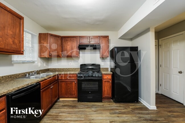 Building Photo - 2007 Sandbrook Ct SW