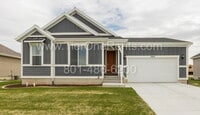 Building Photo - NO DEPOSIT option available for qualified ...