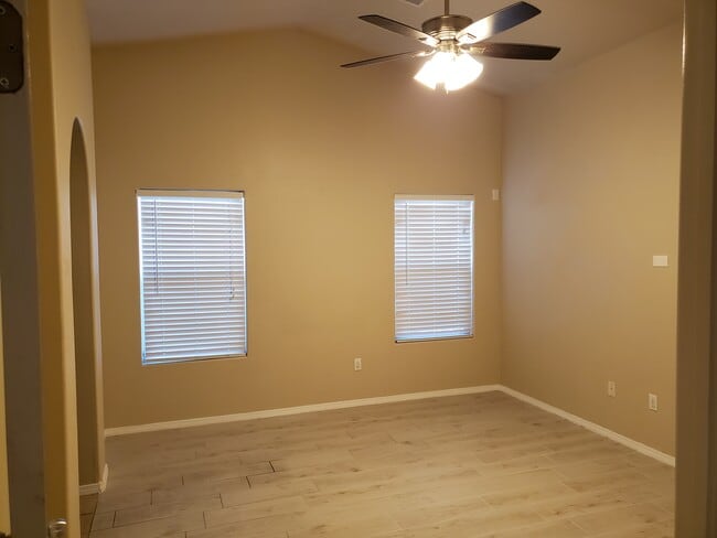 Building Photo - 2541 Prado Del Sol Ave