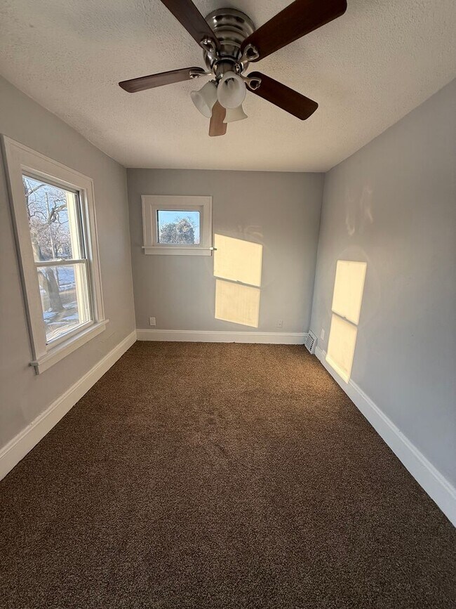 Building Photo - Cleveland Eastside single-family home