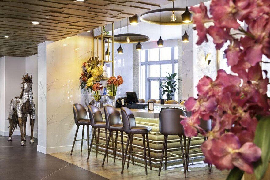 Building Photo - 1780 Polk St