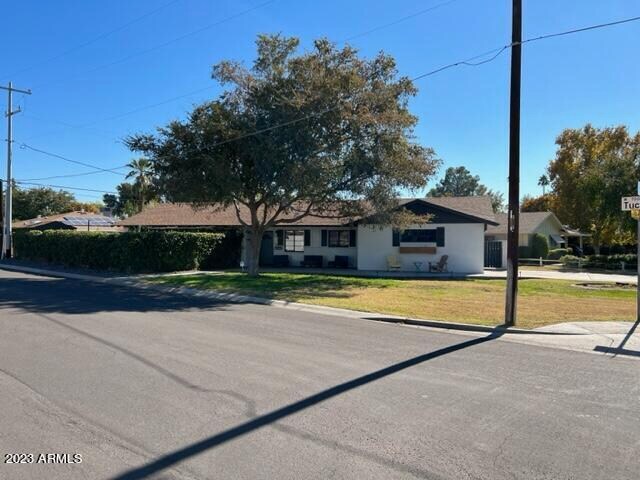 Building Photo - 715 W Tuckey Ln