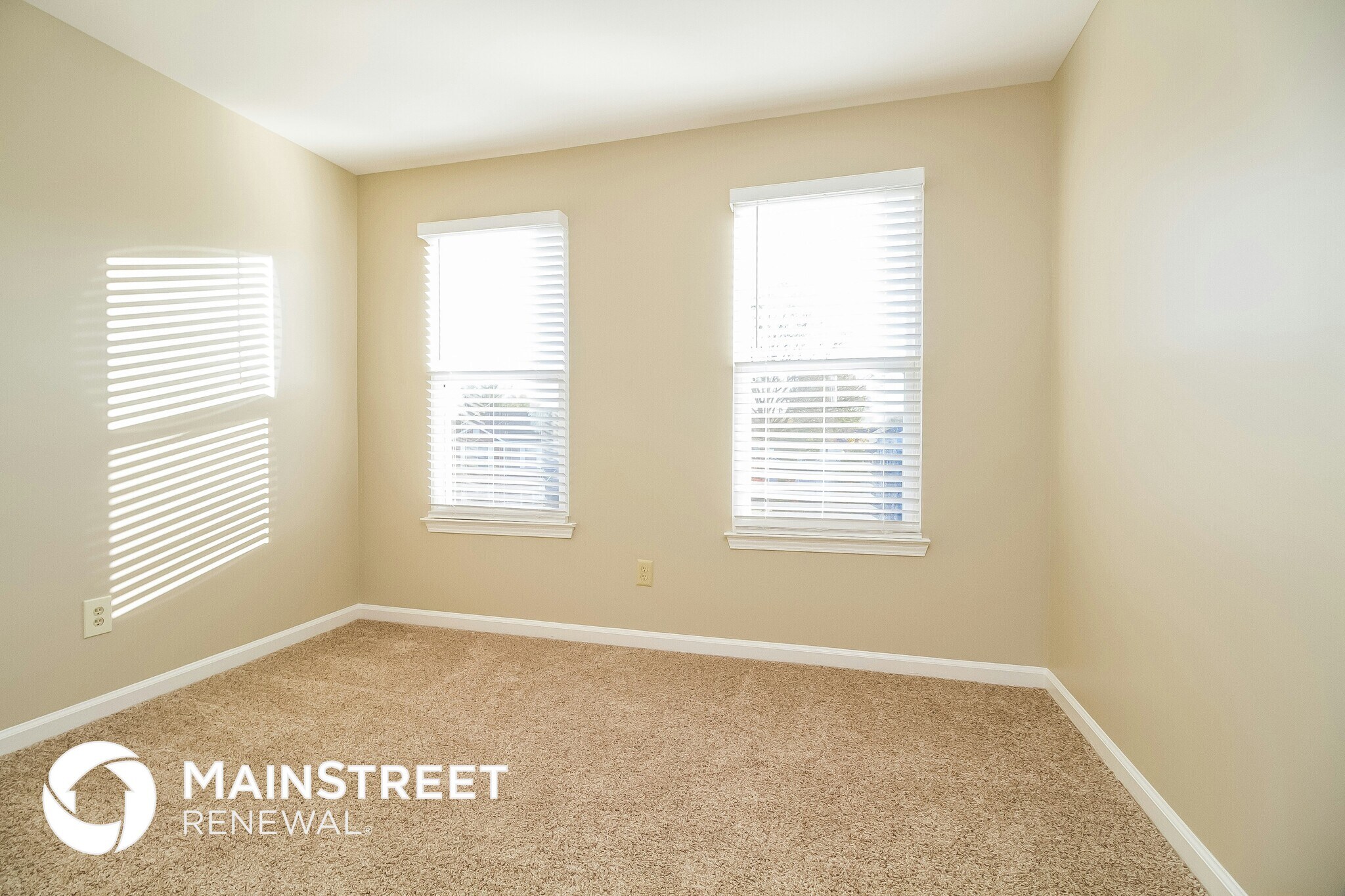 Building Photo - 4296 Brackenwood Dr