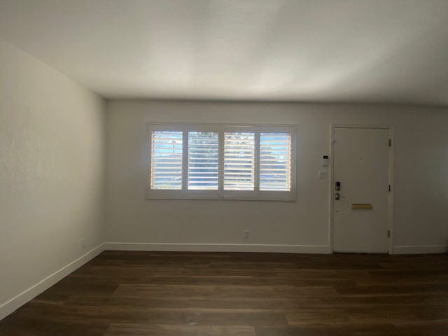 Building Photo - 4144 Ravenwood Pl