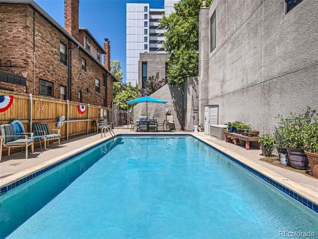 Building Photo - 1070 Race St