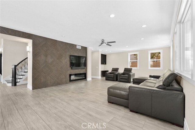 Building Photo - 928 Trovita Dr