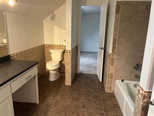 Building Photo - 4614 Evergreen Ct