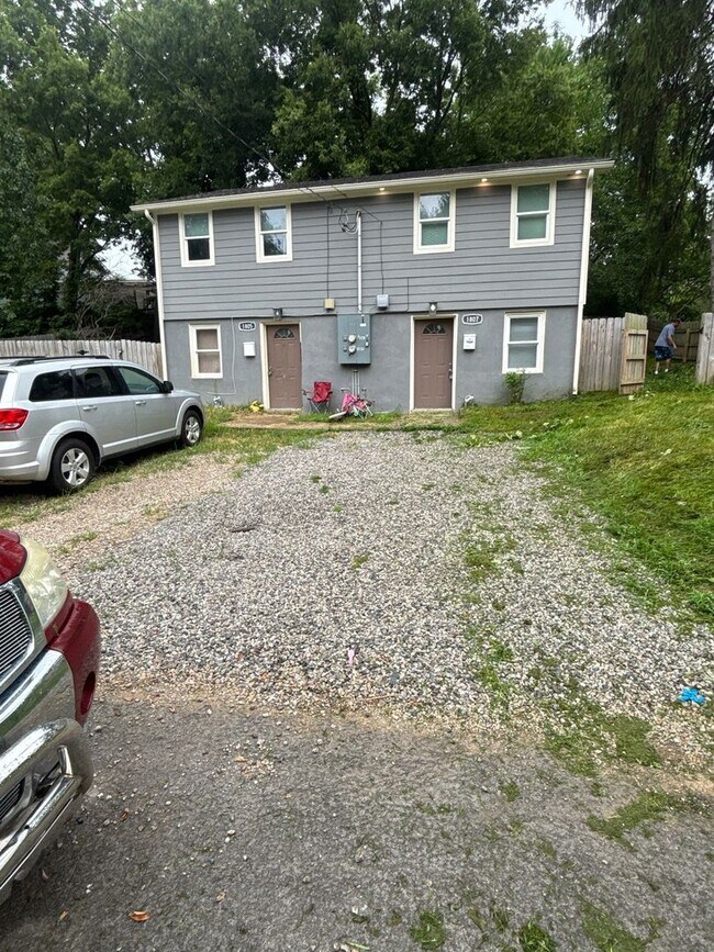 Building Photo - 1805 S Brookside Ave