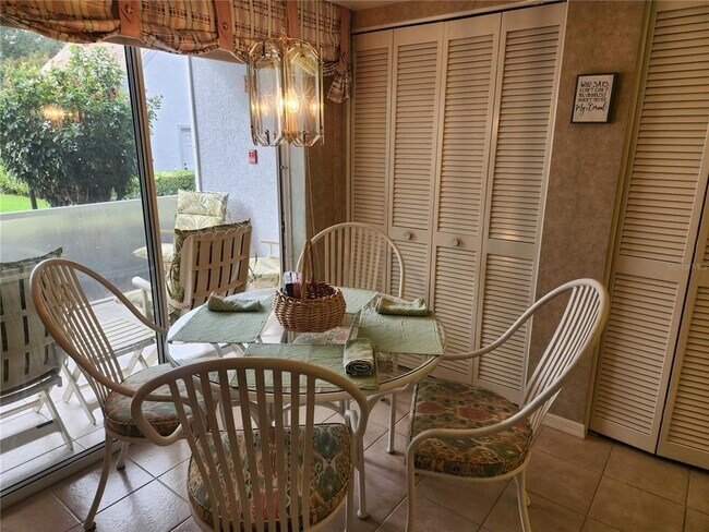 Building Photo - 6713 Stone River Rd