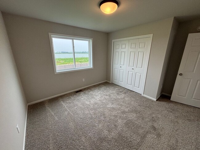 Building Photo - For Rent: Sleek New Construction | 3 Bed, ...