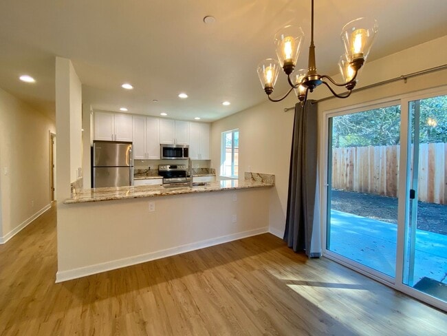 Building Photo - COMING SOON! 3 Bedrooms, 2 Bathrooms with ...