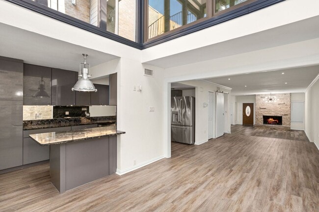 Building Photo - ALAMO HEIGHTS  |  TOWNHOME  |  REMODELED  ...