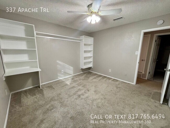 Building Photo - 337 Apache Trail